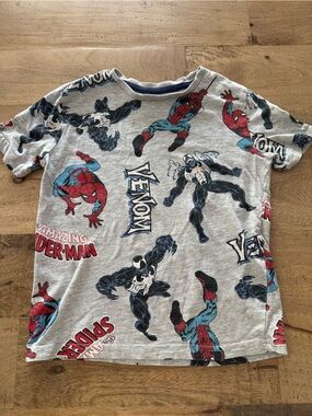 Marvel Spider-Man & Venom Grey Kids Graphic Tee sz 6